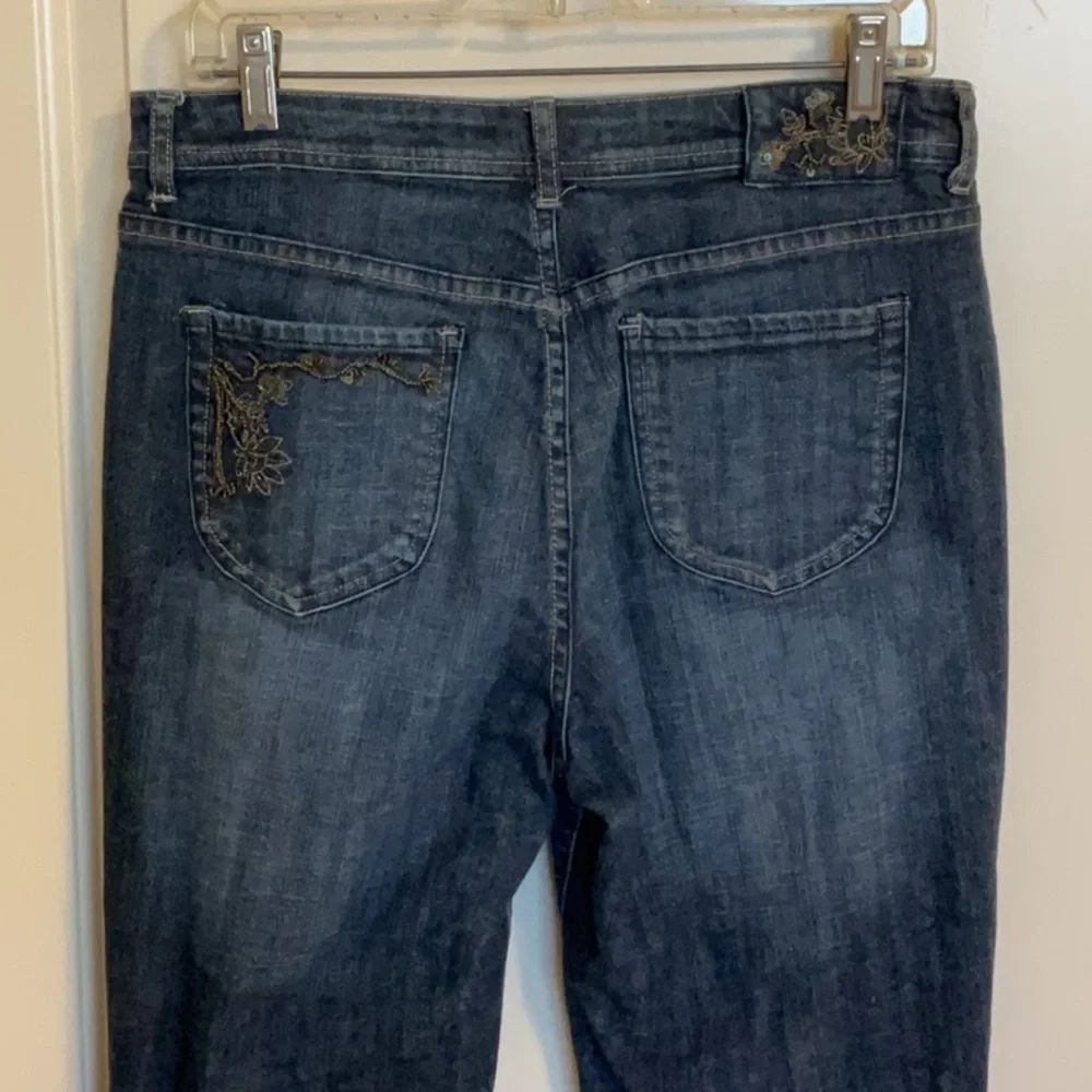Chico’s Platinum Denim Jeans - Size 1.5, or 10 - Picture 6 of 10